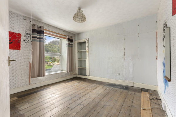 Lawrenny Street, Neyland, SA73