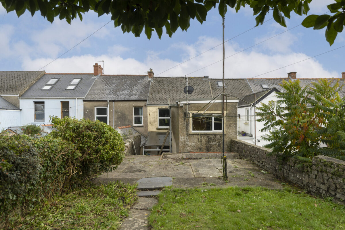 Lawrenny Street, Neyland, SA73
