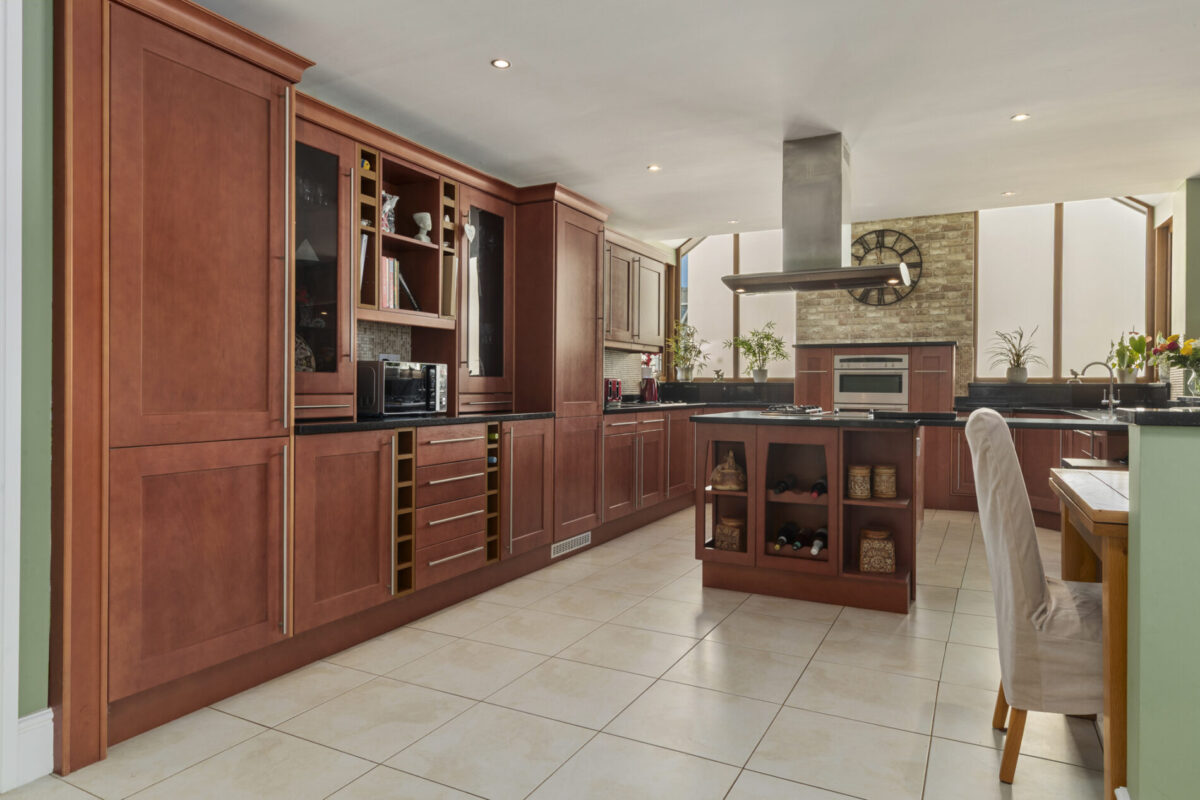 Ocean Way, Pennar, SA72