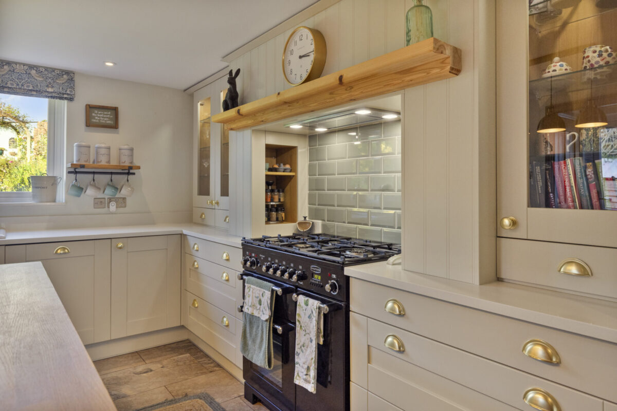 West Lane, Honeyborough, Neyland, SA73