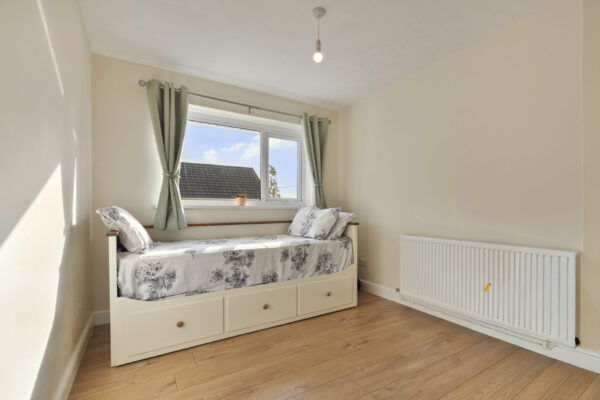 Leonardston Road, Llanstadwell, SA73